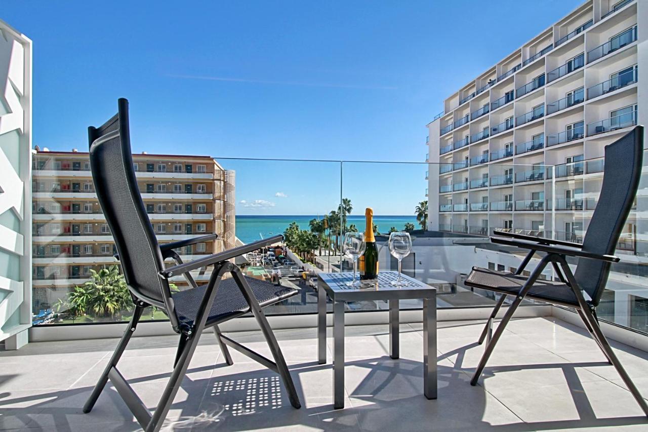 Carihuela Suites 托雷莫利诺斯 外观 照片