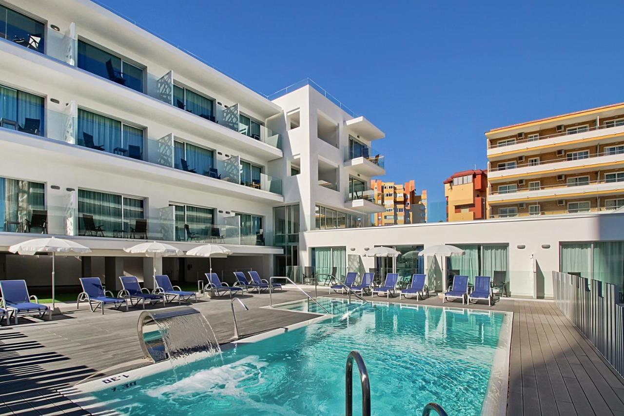 Carihuela Suites 托雷莫利诺斯 外观 照片