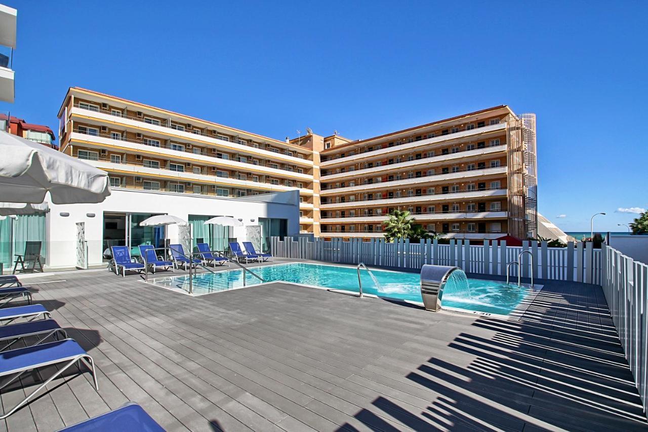 Carihuela Suites 托雷莫利诺斯 外观 照片